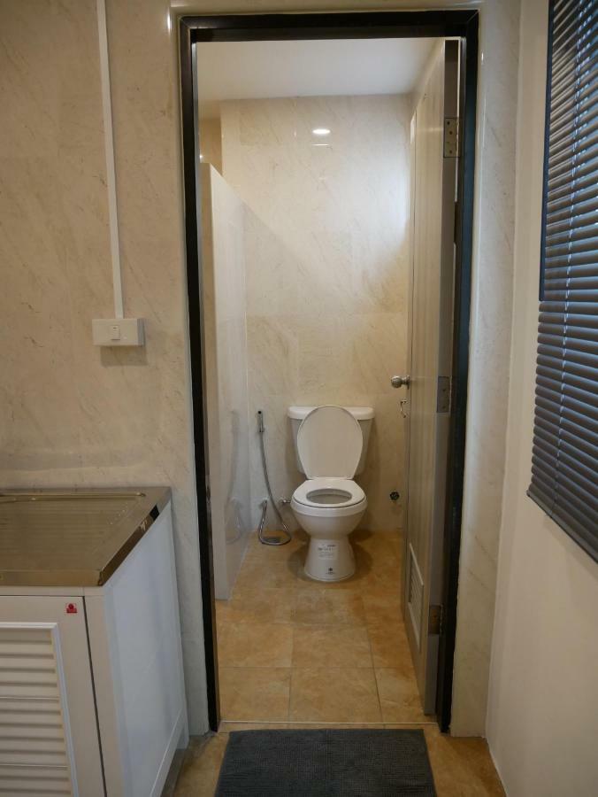 Np House Pratunam Бангкок Екстер'єр фото