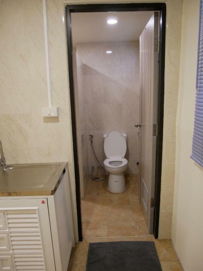 Np House Pratunam Бангкок Екстер'єр фото