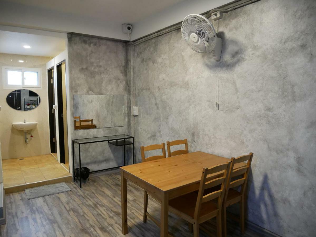 Np House Pratunam Бангкок Екстер'єр фото